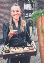 Kaas uitdelen